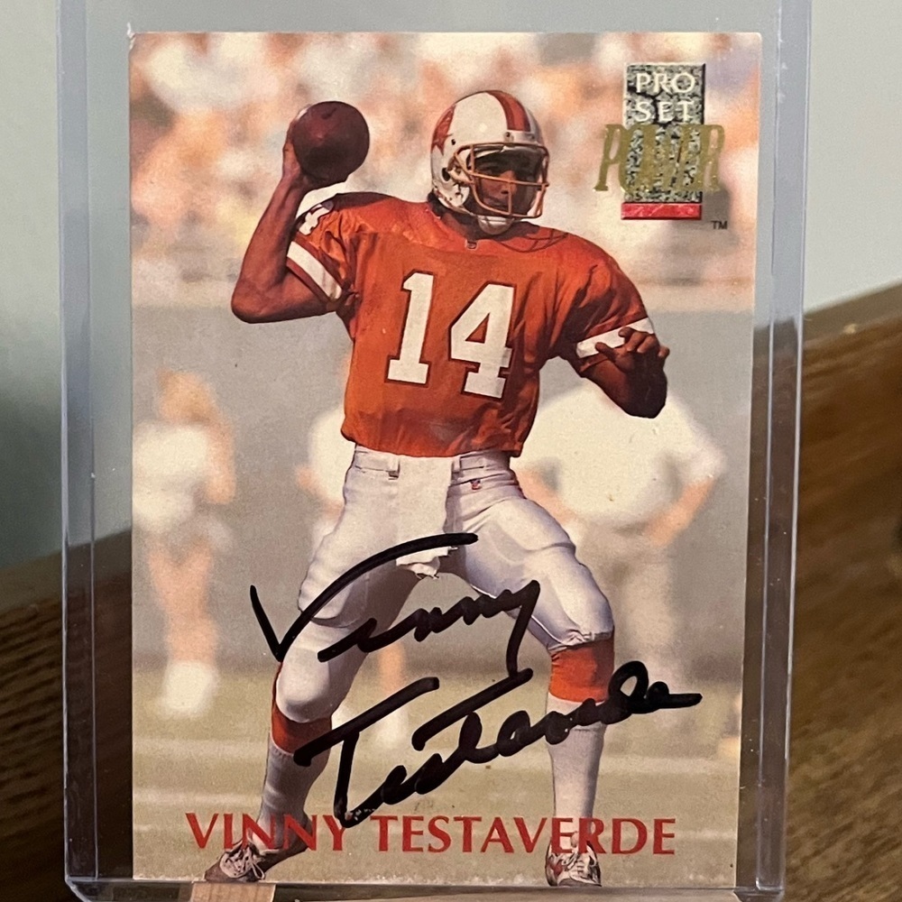 Autographed 🏈 Vinny Testaverde #14, 1992 Pro Set Signed NFL Football Card